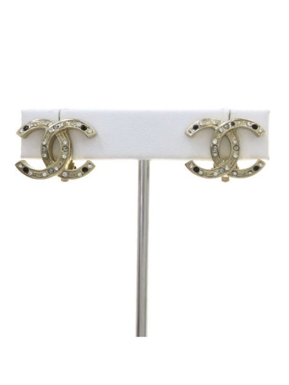 Chanel 12A Earrings Gold